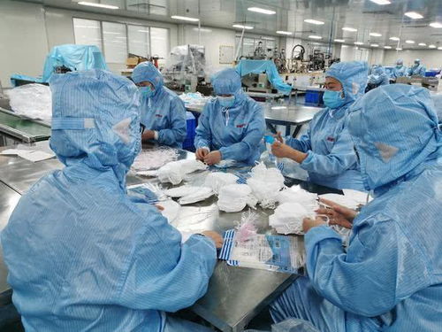 長垣口罩廠員工每天工作14小時,產品仍供不應求
